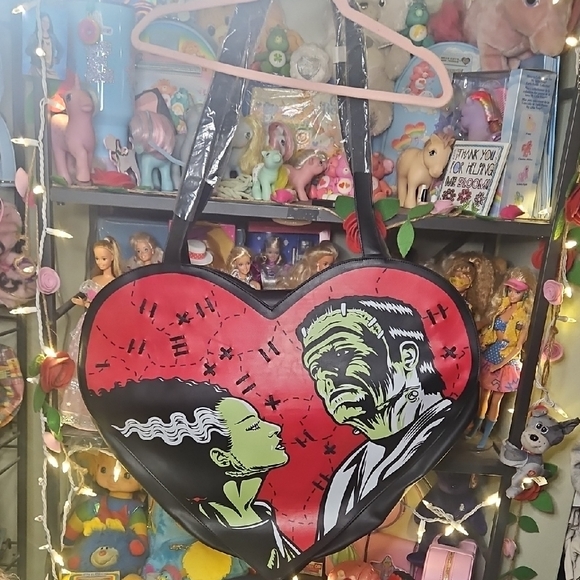 NWOT Dolls Kill X Universal Monsters Red and Black Frankenstein Tote - Picture 3 of 15